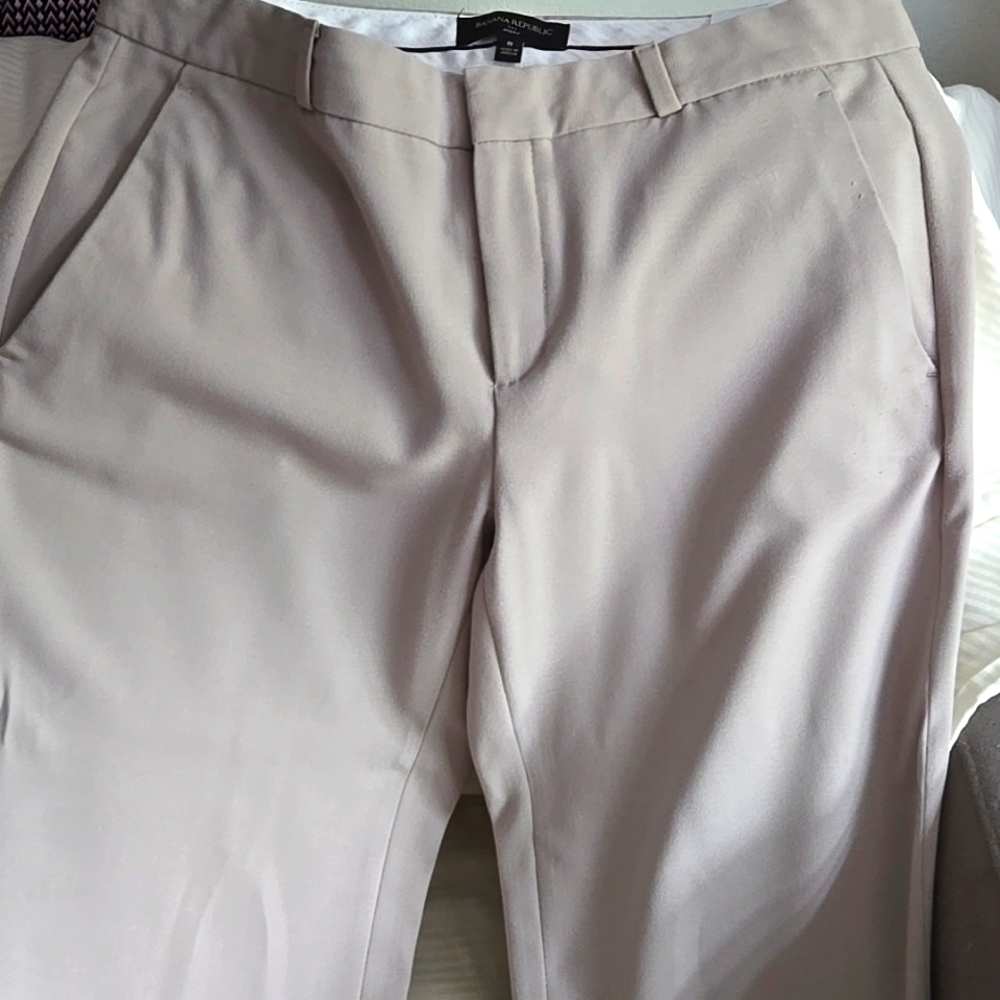♡ Banana Republic tan slacks